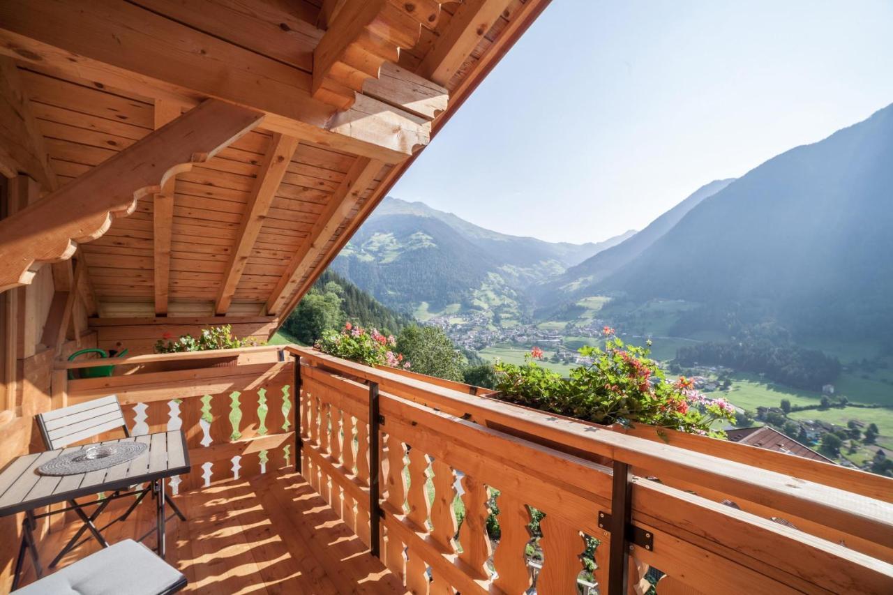 Innergasserhof Ferienwohnung Enzian San Martino In Passiria  Екстериор снимка