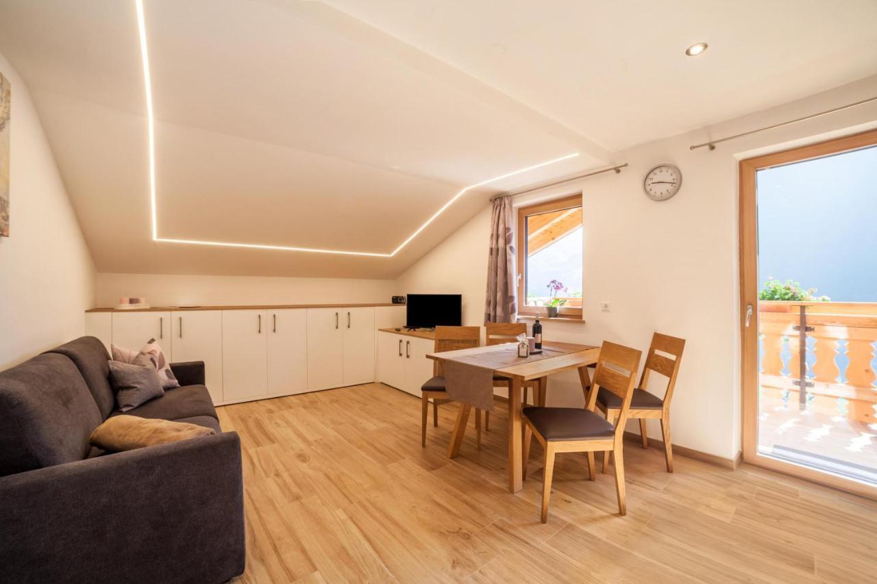 Innergasserhof Ferienwohnung Enzian San Martino In Passiria  Екстериор снимка